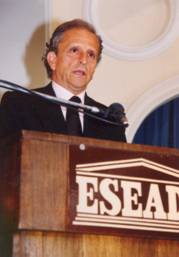 Carlos Newland